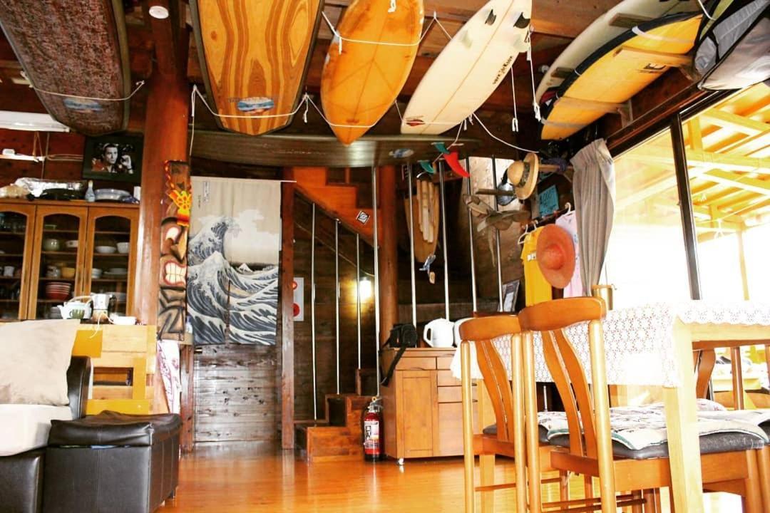 Tropical Surf House Okinawa Ξενοδοχείο Onna Εξωτερικό φωτογραφία