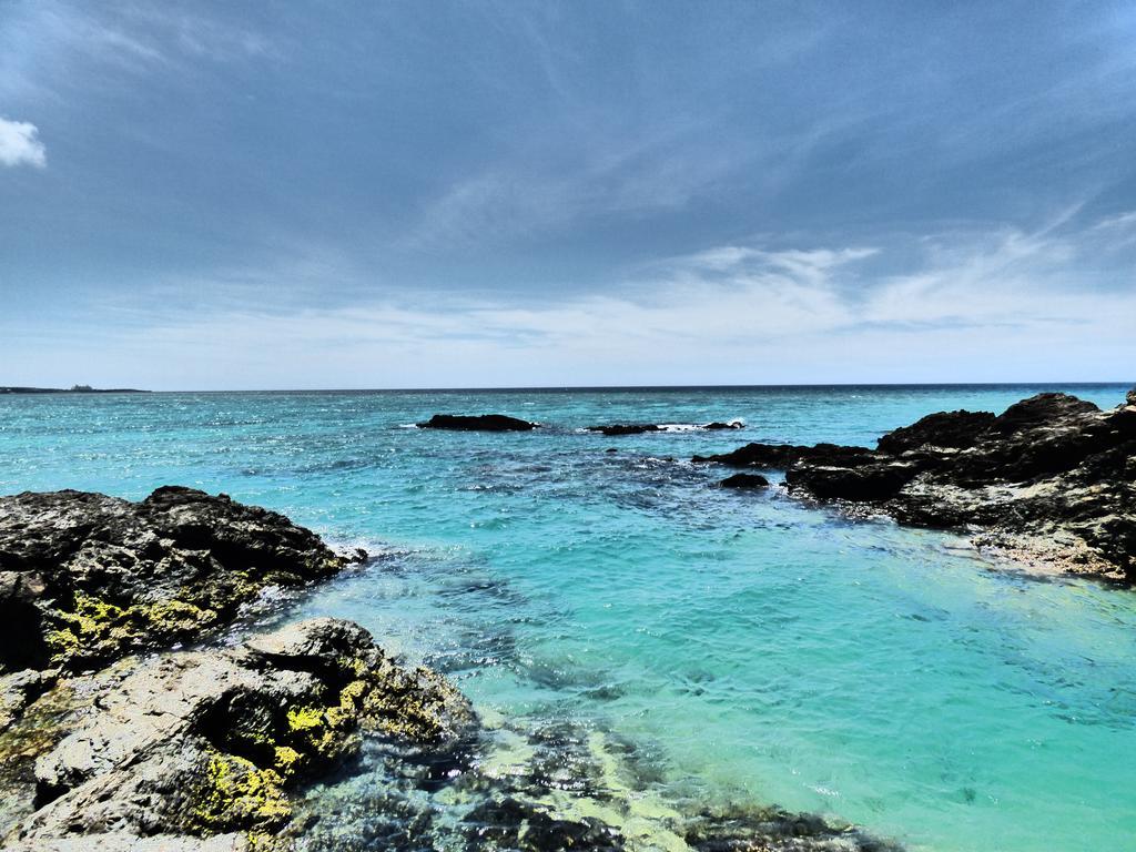 Tropical Surf House Okinawa Ξενοδοχείο Onna Εξωτερικό φωτογραφία