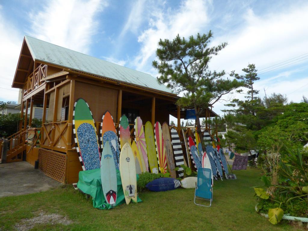 Tropical Surf House Okinawa Ξενοδοχείο Onna Εξωτερικό φωτογραφία