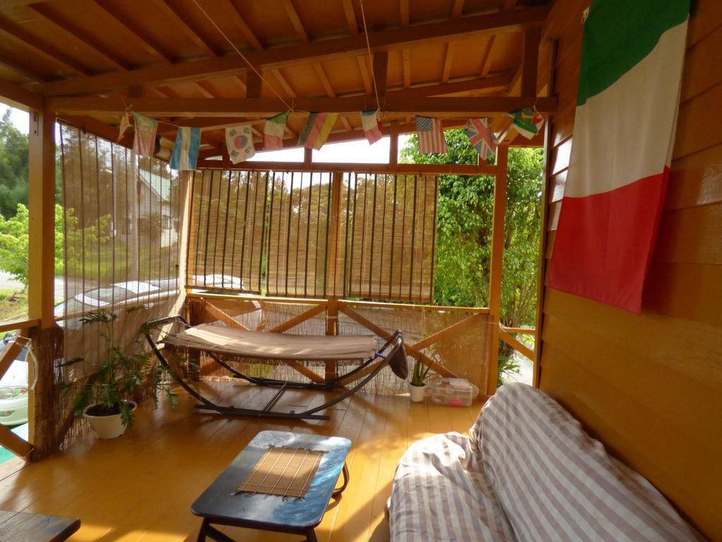 Tropical Surf House Okinawa Ξενοδοχείο Onna Εξωτερικό φωτογραφία