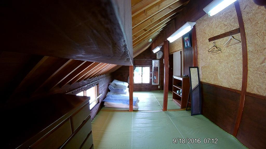 Tropical Surf House Okinawa Ξενοδοχείο Onna Εξωτερικό φωτογραφία