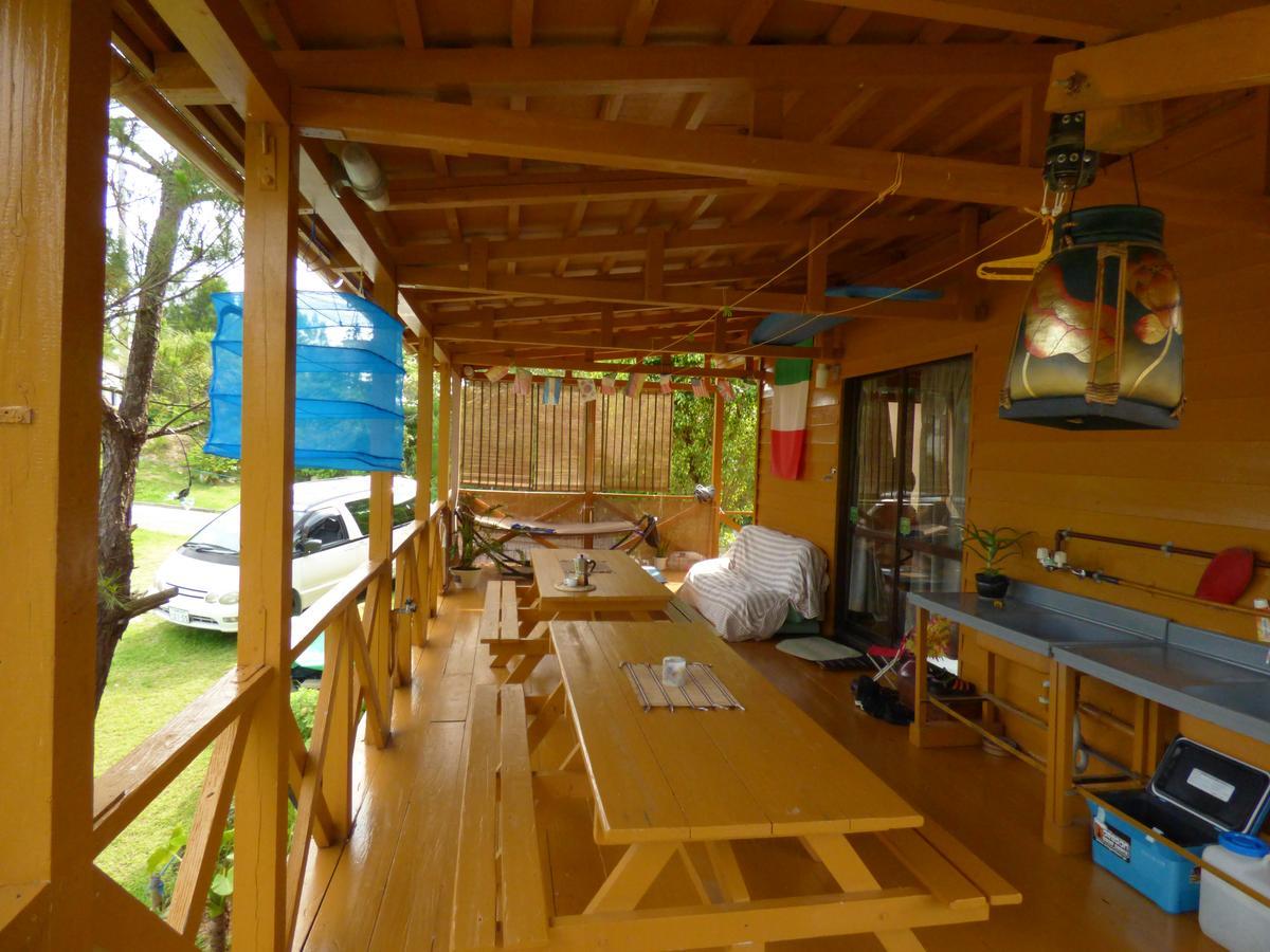 Tropical Surf House Okinawa Ξενοδοχείο Onna Εξωτερικό φωτογραφία